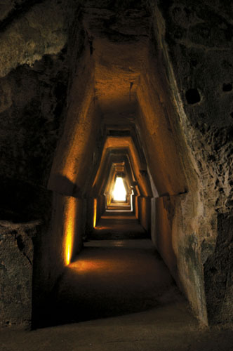 GRCI_Cave of the Cumaean Sibyl